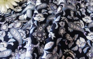 Ткань для одежды
 Поплин Пейсли цвет темно-синий